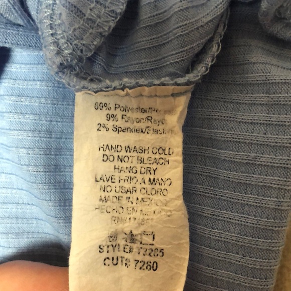 Tie Crop Top - Picture 4 of 7